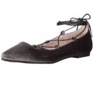 Chinese Laundry Endless Summer Pointed Flats Shoes